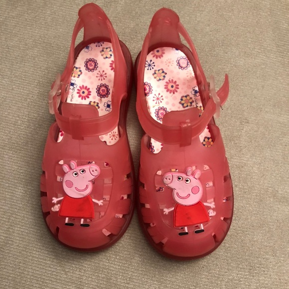 igor peppa pig sandals